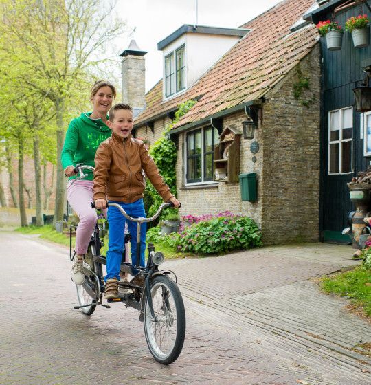 Radfahren mit Kindern auf Ameland - VVV Ameland