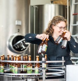 Amelander Bier en Cranberrylikeur - Amelands Produkt - VVV Ameland