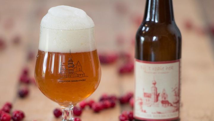 Ameländer Bier und Cranberrylikör - Ameländer Produkte - VVV Ameland