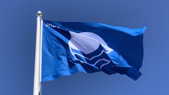 Blaue Fahne - VVV Ameland