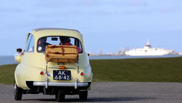 Parken in Holwert (Holwerd) - VVV Ameland