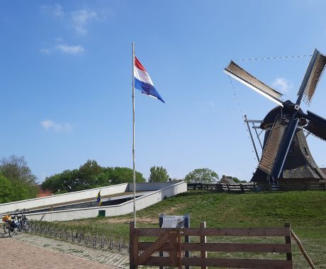 Getreide- und Ölmühle De Phenix - VVV Ameland