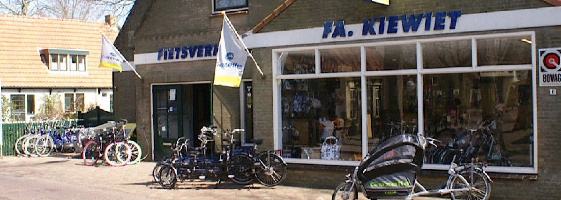 Fahrradverleih Kiewiet, Zentrum von Nes Ameland