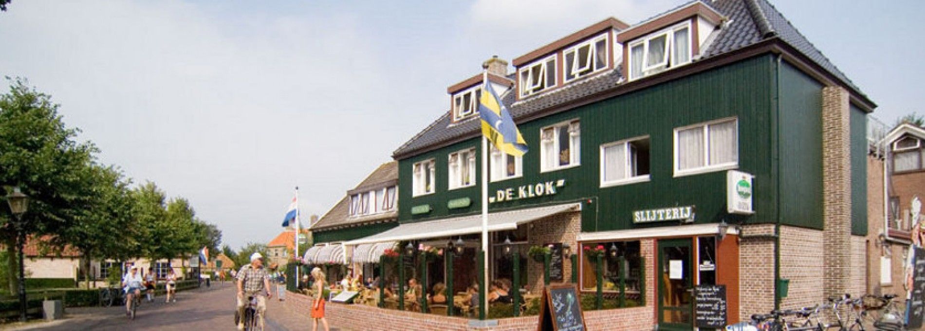 Spirituosenhandlung De Klok in Buren auf Ameland